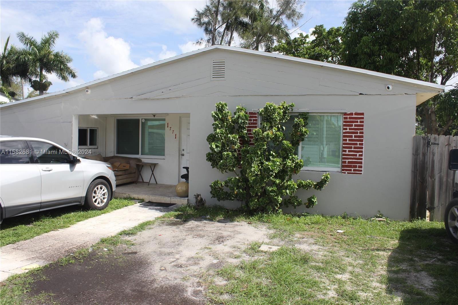 Real estate property located at 1771 135th St, Miami-Dade, PINE TREE LAKE, Opa-Locka, FL