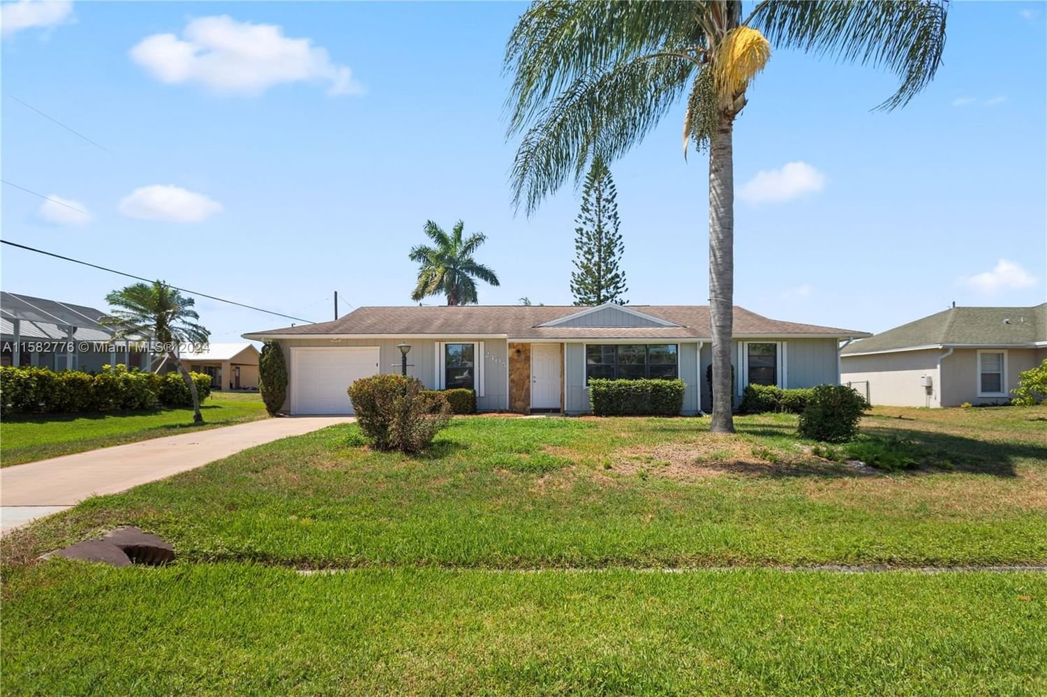 Real estate property located at 2405 Falcon Cir, St Lucie County, PORT ST LUCIE SECTION 5, Port St. Lucie, FL