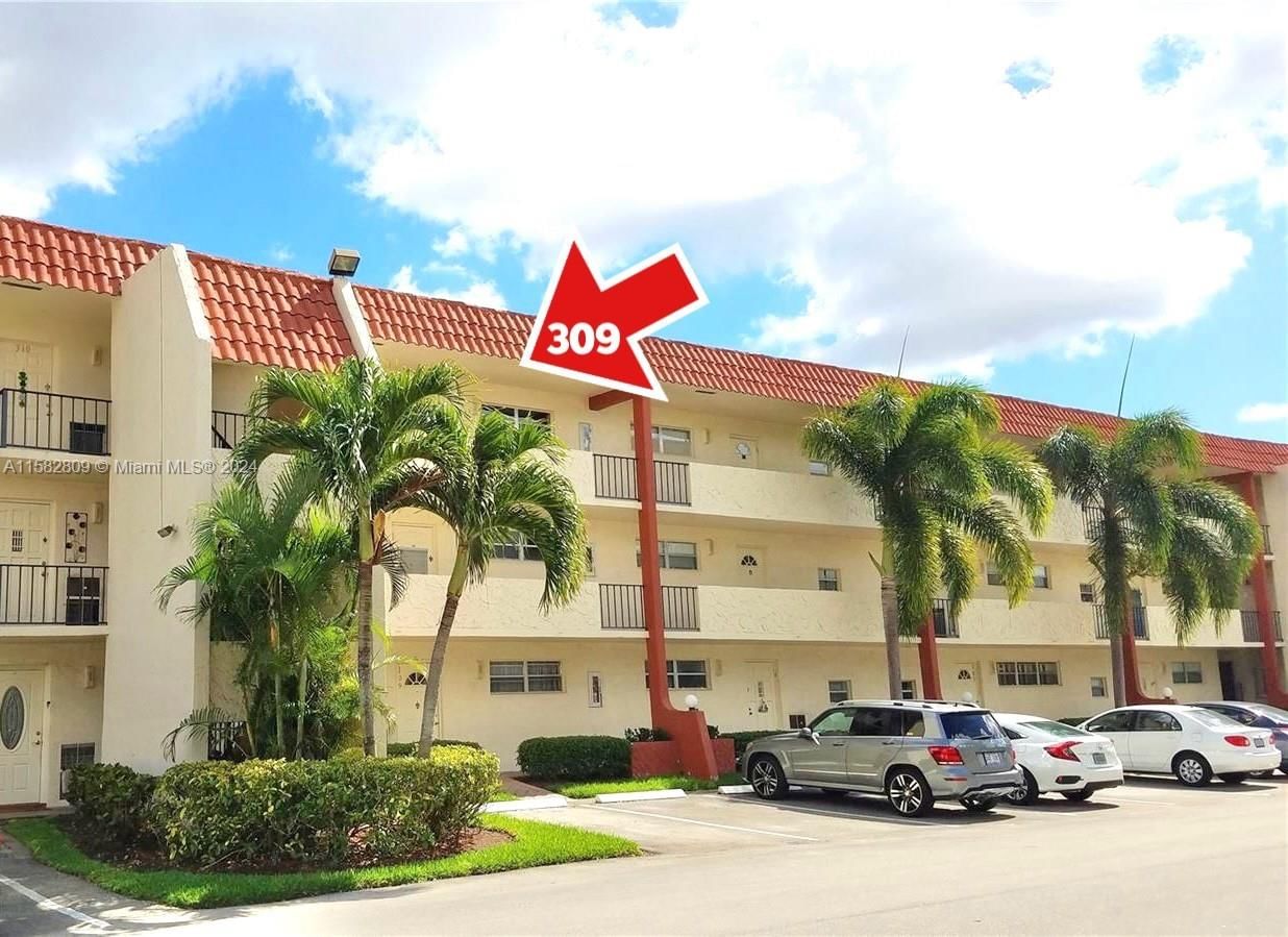 Real estate property located at 9800 Hollybrook Lake Dr #309, Broward, HOLLYBROOK GOLF AND, Pembroke Pines, FL