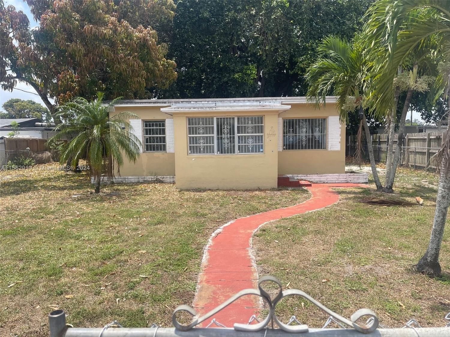 Real estate property located at 2644 106th St, Miami-Dade County, NONE, Miami, FL