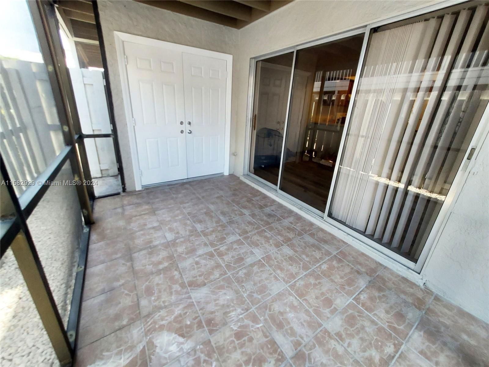 Real estate property located at 5761 Foxlake Dr Unit #A, Lee, Foxmoor Village Con Do, Other City - In The State Of Florida, FL