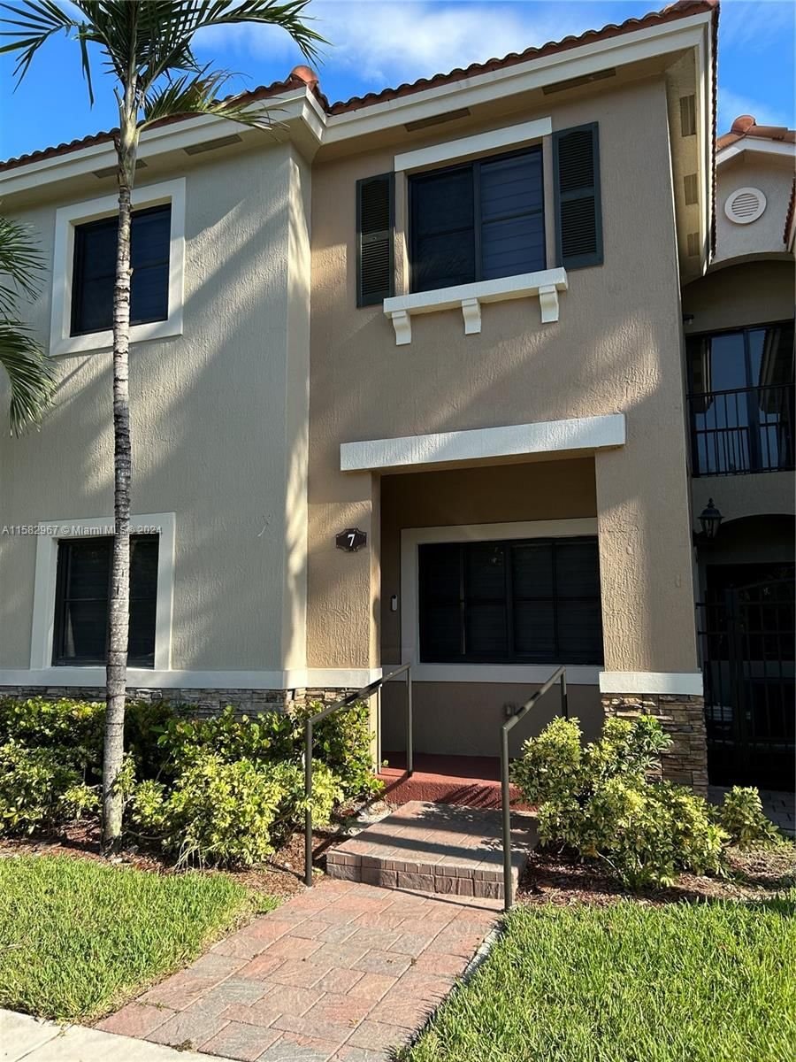 Real estate property located at 22511 88th Pl #7-24, Miami-Dade County, THE COURTS AT BAYSHORE I, Cutler Bay, FL