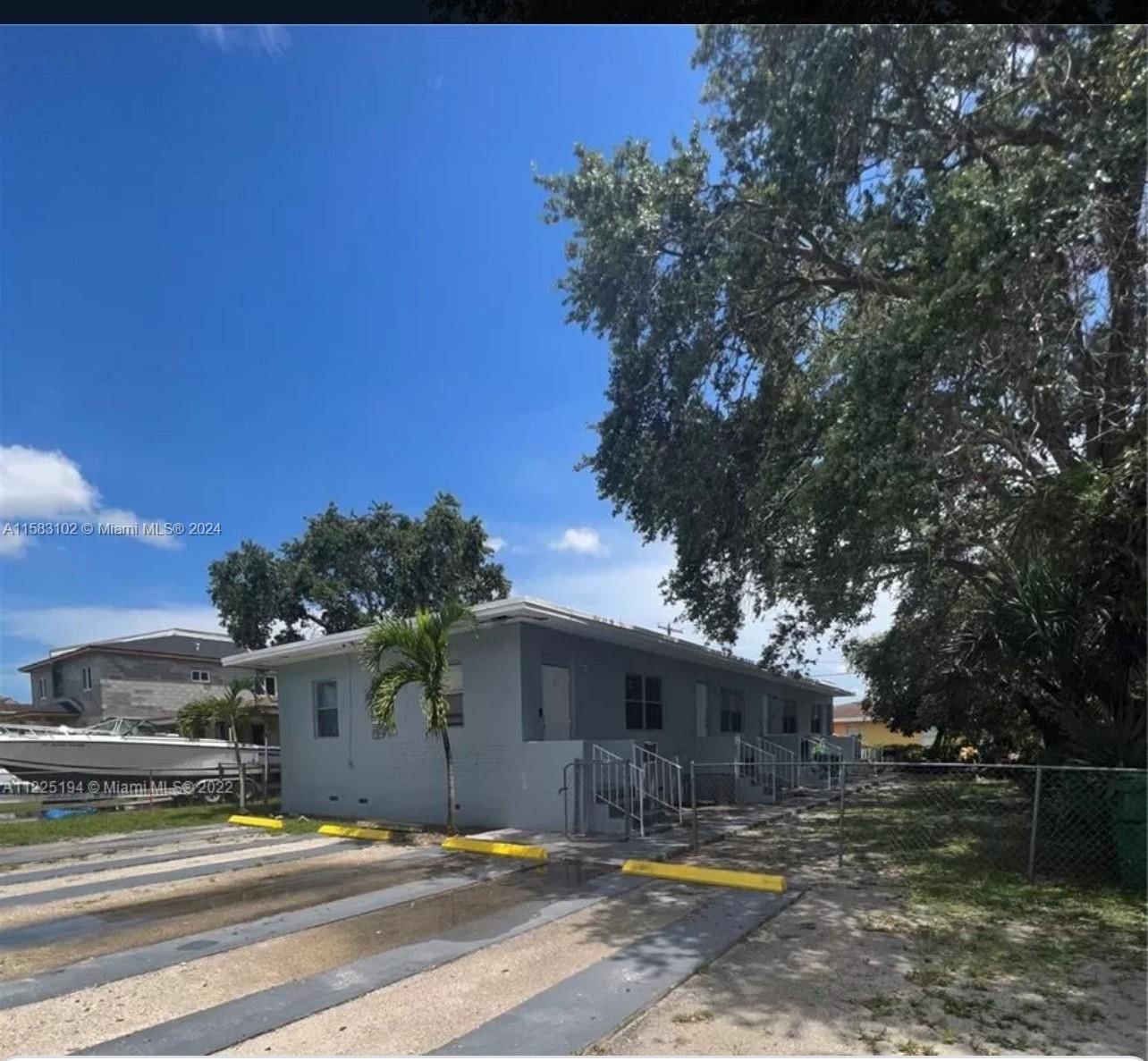 Real estate property located at 2560 139th St, Miami-Dade County, COMMUNITY GARDENS, Opa-Locka, FL