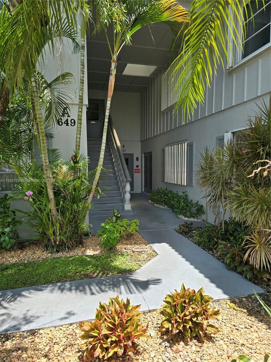 Real estate property located at 649 Oakland Park Blvd #119A, Broward, Oakland Grove Village Con, Wilton Manors, FL