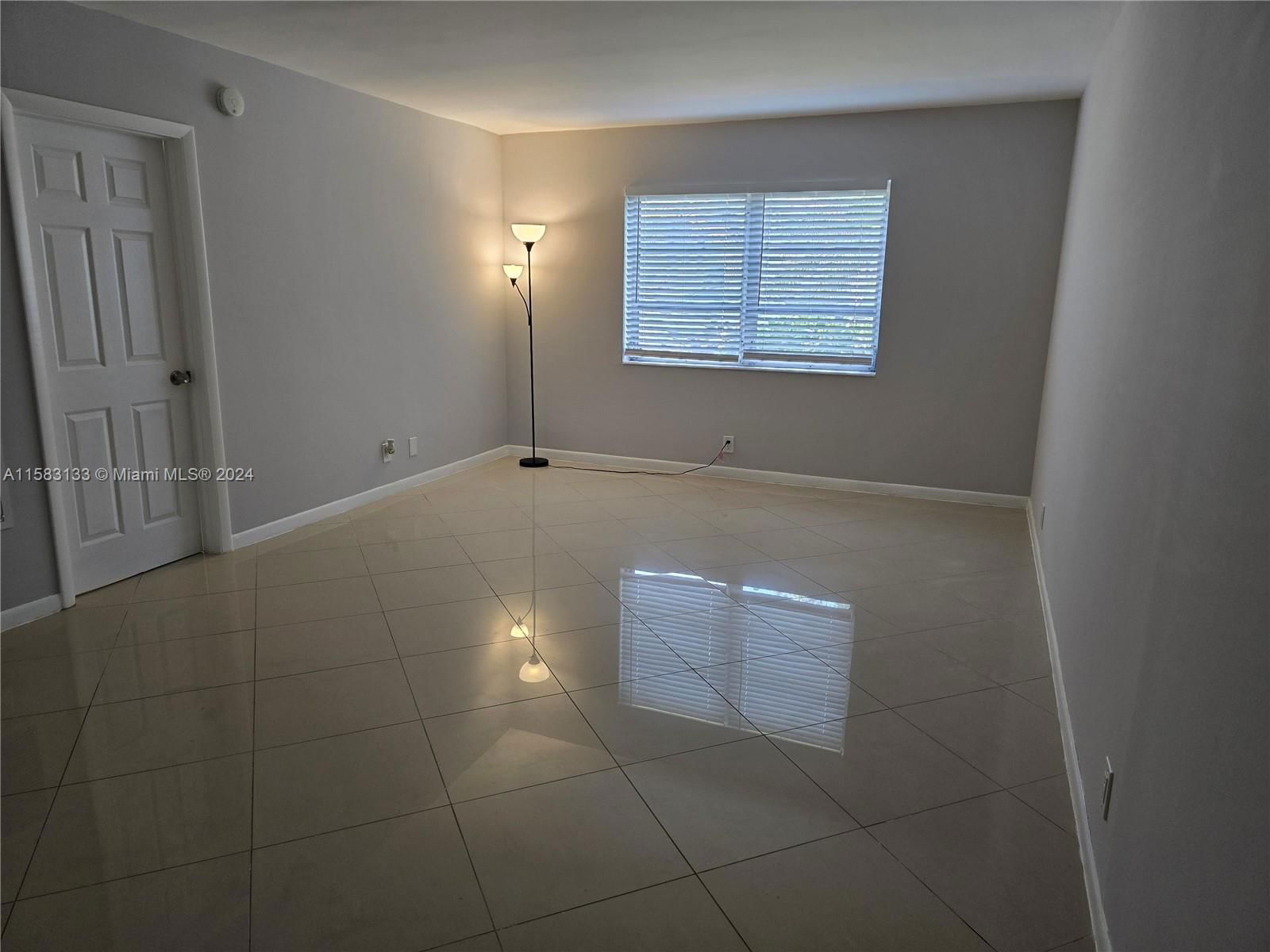 Real estate property located at 649 Oakland Park Blvd #119A, Broward, Oakland Grove Village Con, Wilton Manors, FL