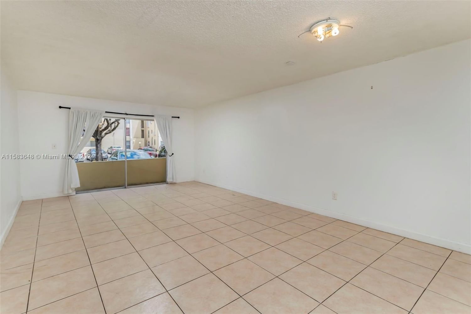 Real estate property located at 11925 2nd Ave B101, Miami-Dade, CAPRI GARDENS CONDO, North Miami, FL