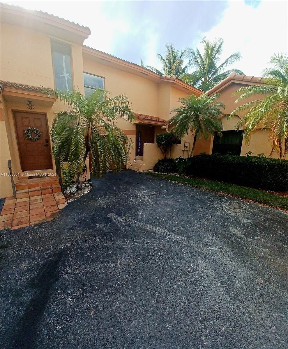 Real estate property located at , Broward County, PEMBROKE LAKES SOUTH, Pembroke Pines, FL