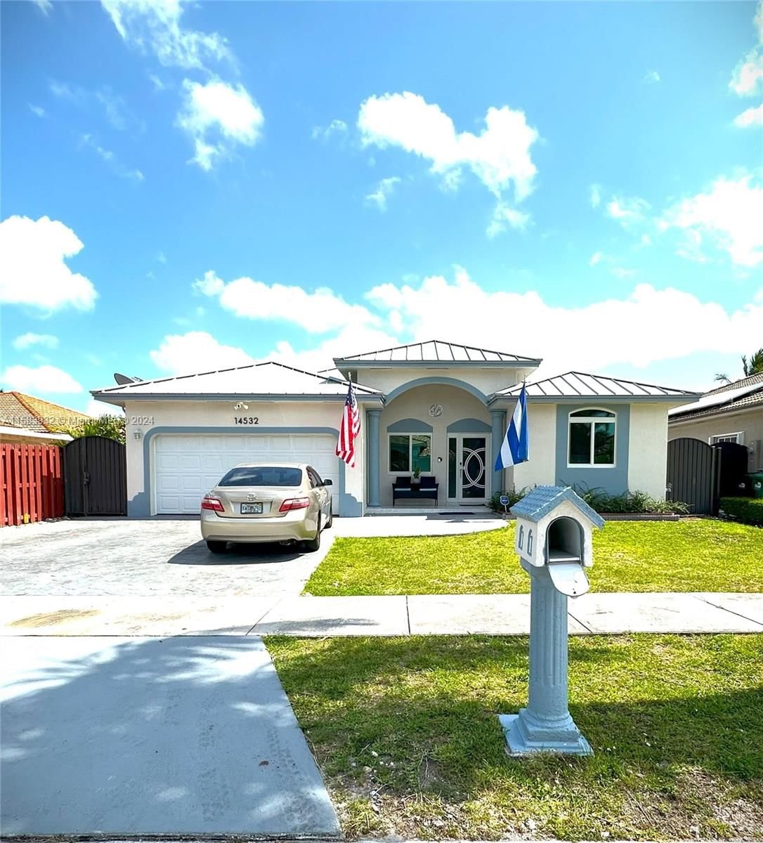 Real estate property located at 14532 180th Ter, Miami-Dade County, FC SUB, Miami, FL