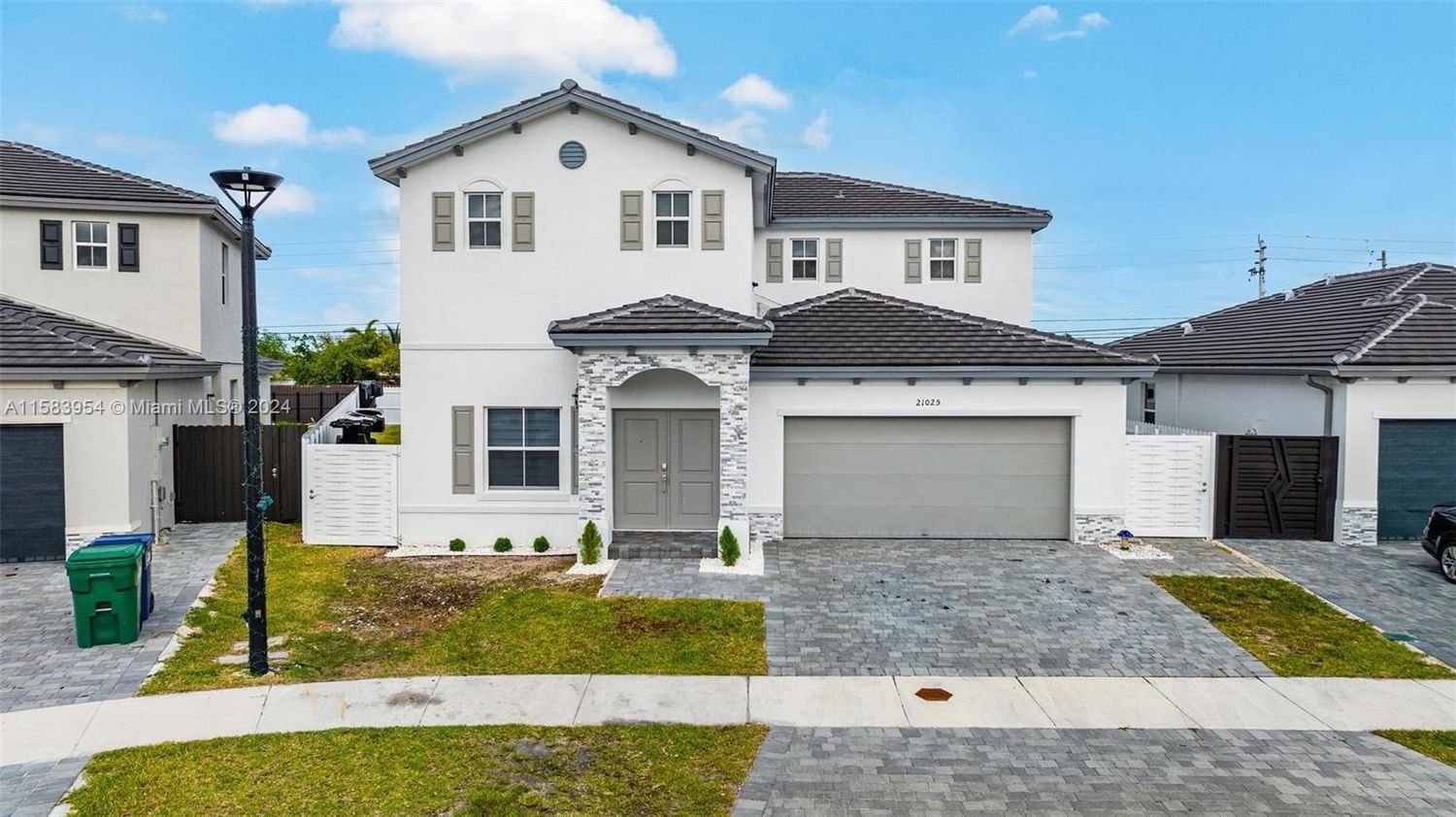 Real estate property located at 21025 127th Ct, Miami-Dade County, SIENA NORTH, Miami, FL