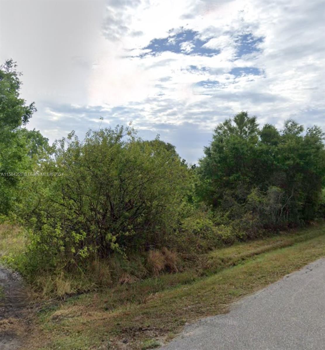 Real estate property located at 3818 NW 20TH AVE, Okeechobee County, Basswood Inc, Okeechobee, FL