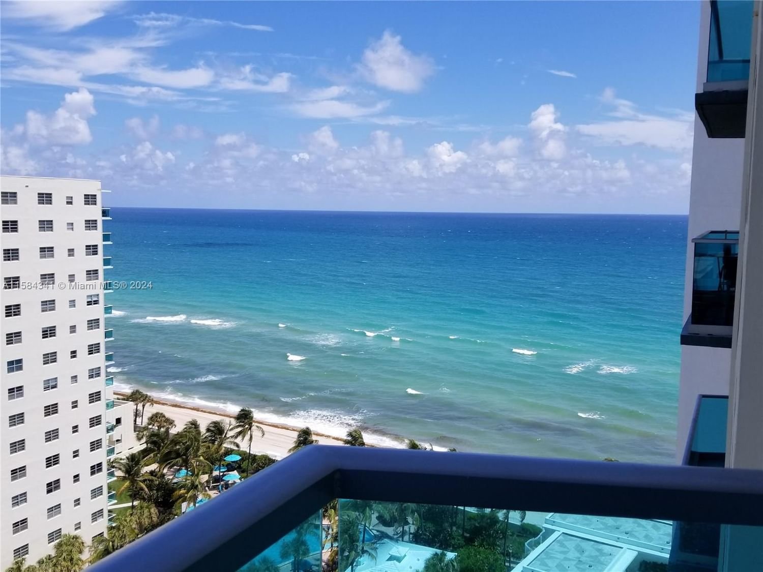 Real estate property located at 4001 Ocean Dr #16M, Broward County, SIAN OCEAN RESIDENCES CON, Hollywood, FL