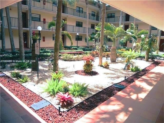 Real estate property located at 10845 112th Ave #211, Miami-Dade County, GARDENS OF KENDALL SO CON, Miami, FL