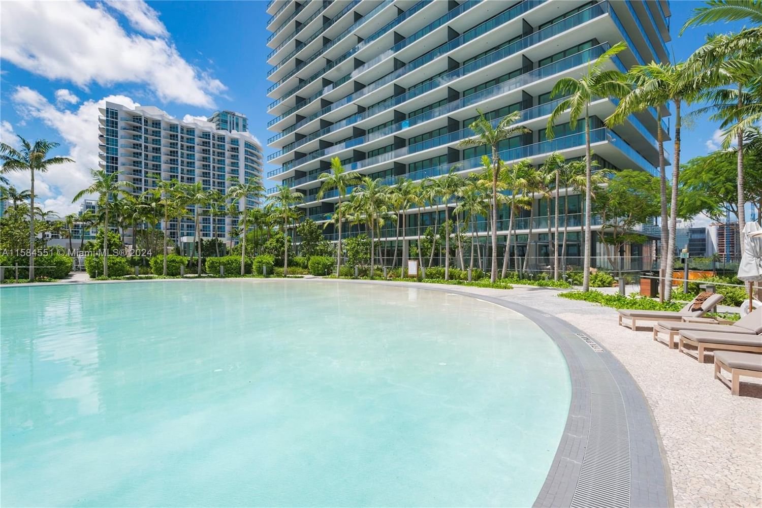 Real estate property located at 650 32nd St PH5003, Miami-Dade County, PARAISO BAY CONDO, Miami, FL
