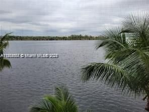 Real estate property located at 1075 Miami Gardens Dr #509, Miami-Dade County, ROYAL BAHAMIAN WEST, Miami, FL