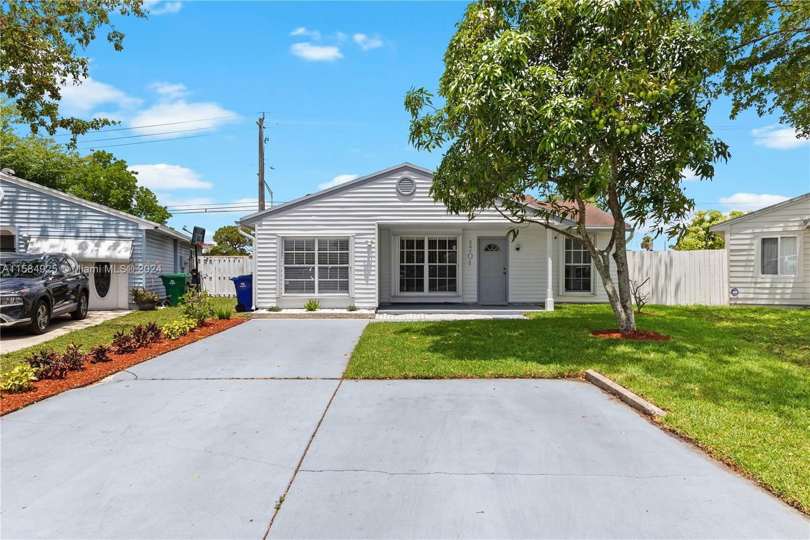 Real estate property located at 1701 83rd Ave, Broward County, UNIVERSITY PARK PARCELS 4, Miramar, FL