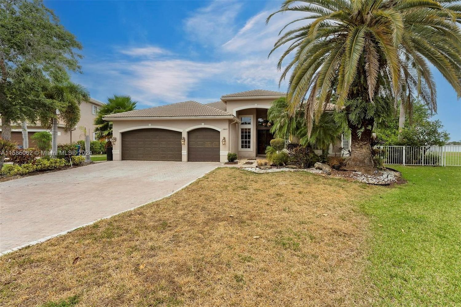 Real estate property located at 5449 190 Ave, Broward County, SUNSET LAKES PLAT THREE, Miramar, FL