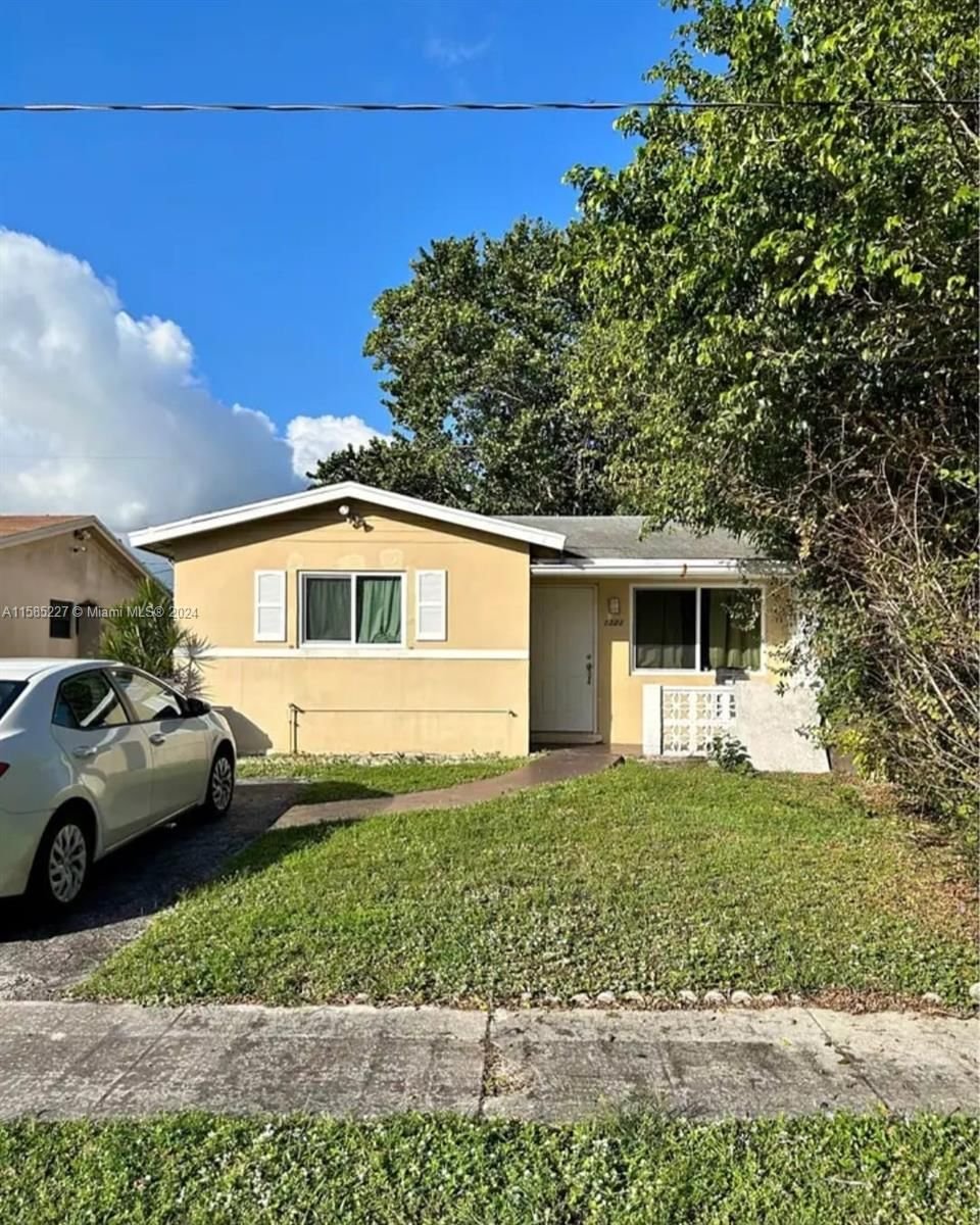 Real estate property located at 1321 58th Ave, Broward County, FERN SUB NO ONE, Lauderhill, FL