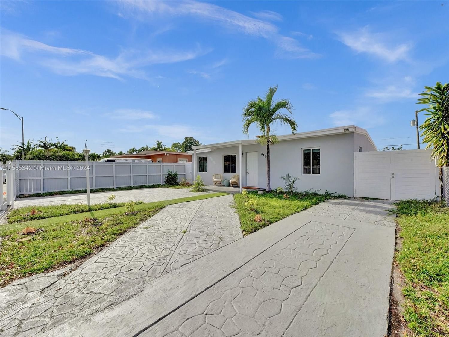 Real estate property located at 641 44th St, Miami-Dade County, HIALEAH 16 ADDN AMD & REV, Hialeah, FL