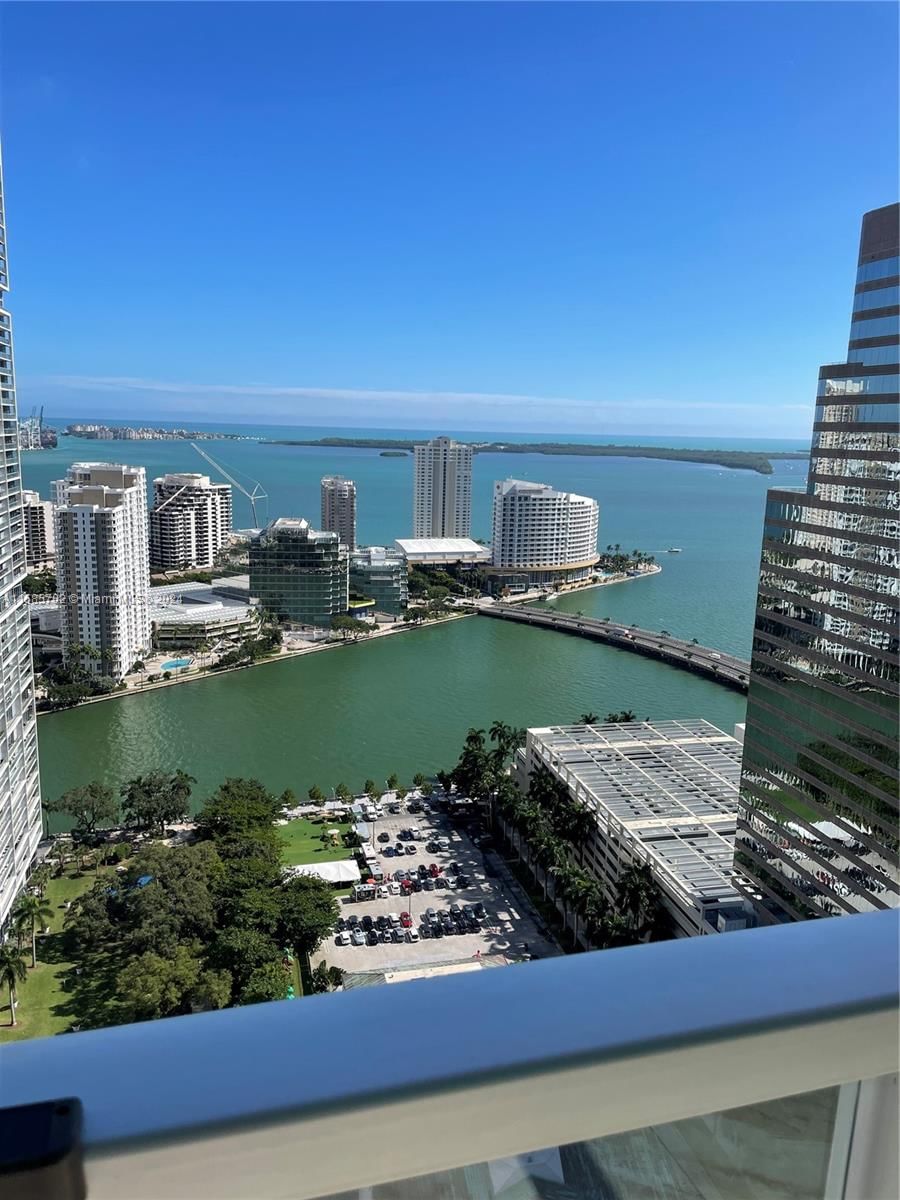 Real estate property located at , Miami-Dade County, 500 BRICKELL EAST CONDO, Miami, FL