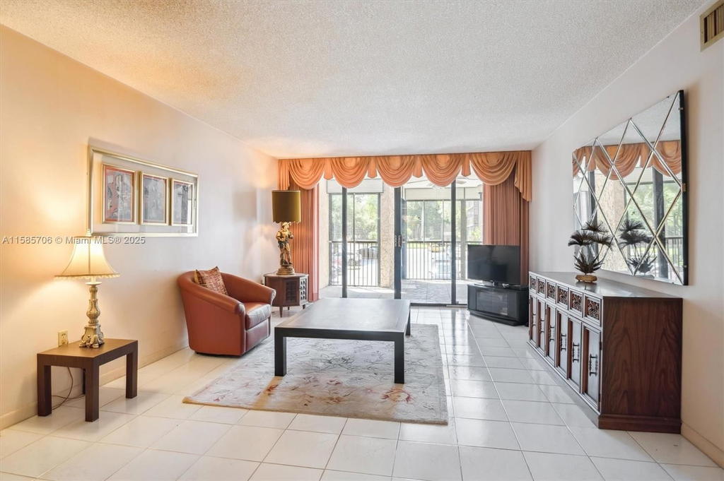 Real estate property located at 2804 46th Ave C227, Broward, Grandview At Emerald Hills, Hollywood, FL