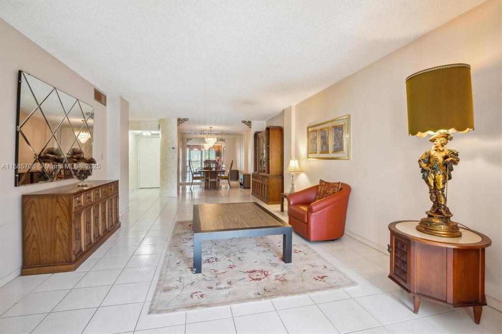 Real estate property located at 2804 46th Ave C227, Broward, Grandview At Emerald Hills, Hollywood, FL