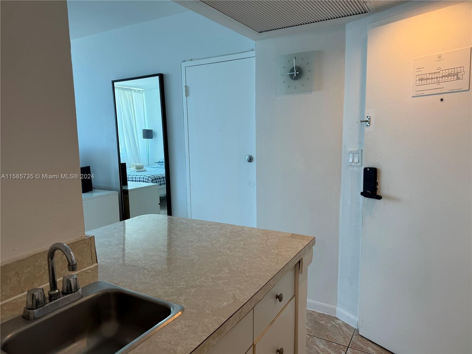 Real estate property located at 5445 Collins Ave #812, Miami-dade, Castle Beach Club Condo, Miami Beach, FL