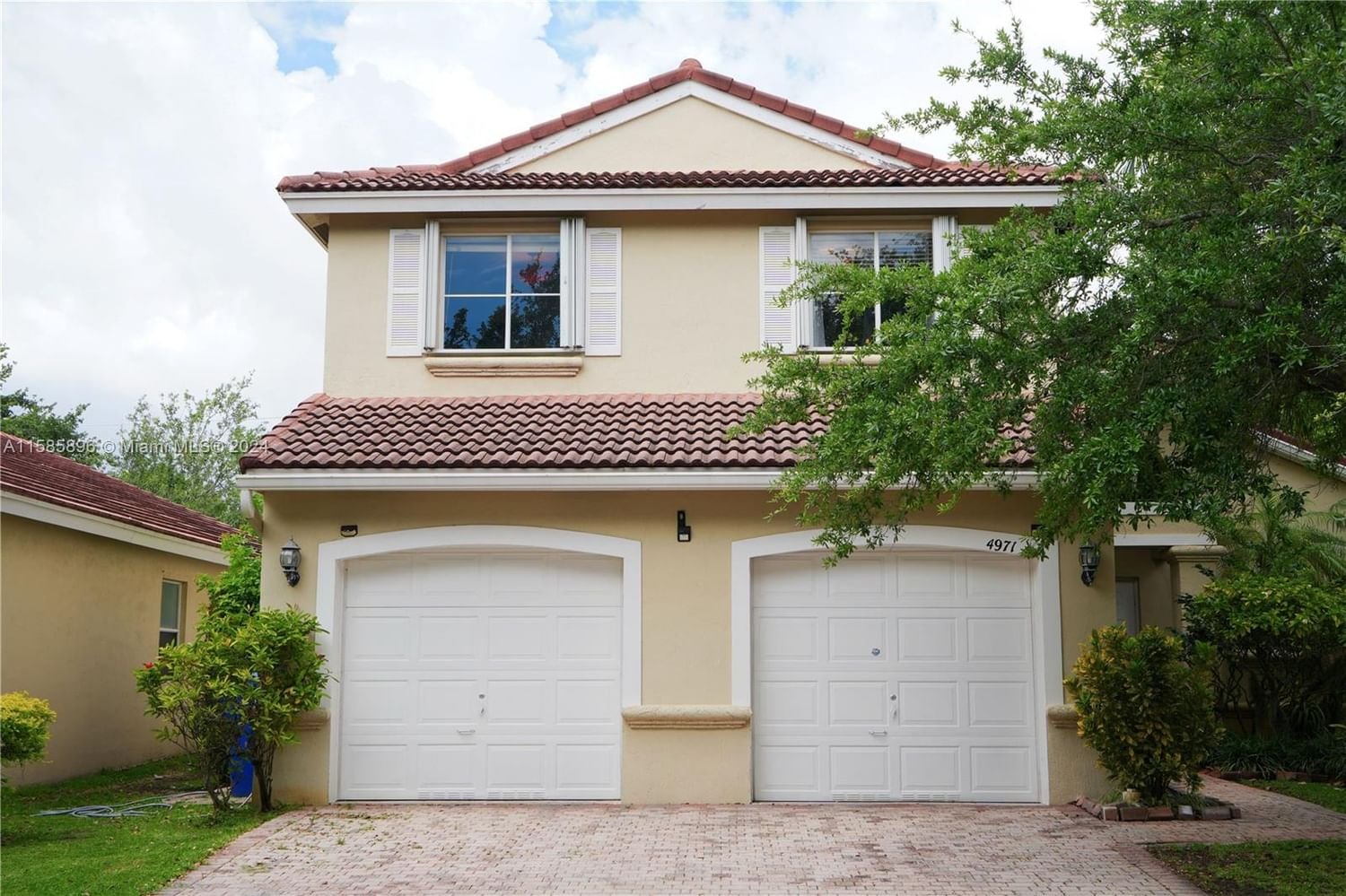 Real estate property located at 4971 34th Ter, Broward County, BANYAN OAKRIDGE PLAT, Hollywood, FL