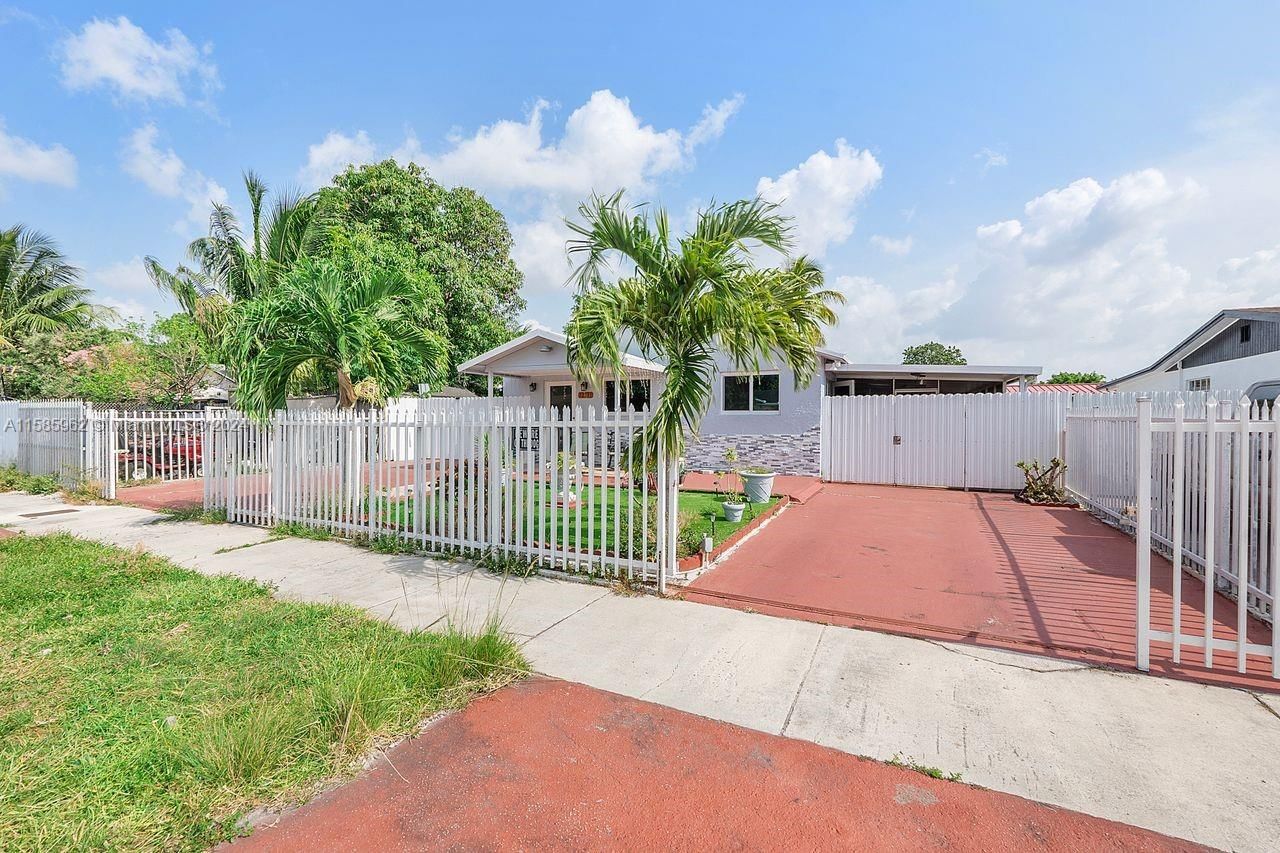 Real estate property located at 12131 181st St, Miami-Dade County, SOUTH MIAMI HGTS ADD B, Miami, FL