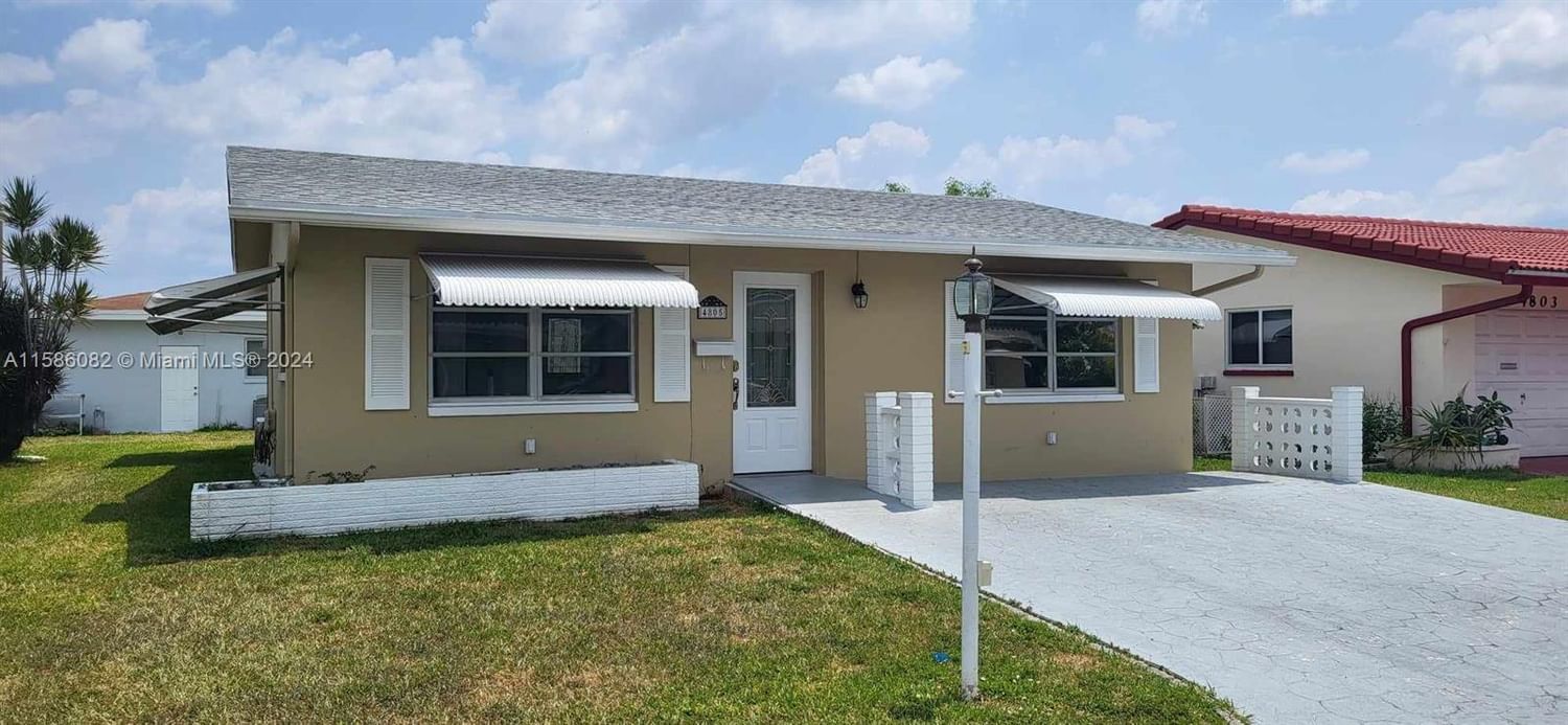 Real estate property located at 4805 49th Ct, Broward County, MAINLANDS OF TAMARAC LAKE, Tamarac, FL