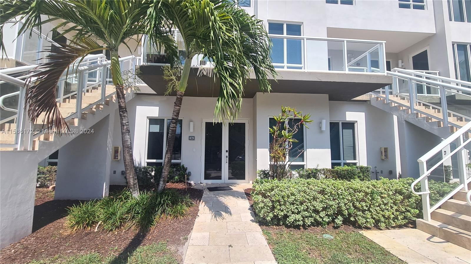 Real estate property located at 6415 102nd Path #104, Miami-Dade, LANDMARK AT DORAL, Doral, FL