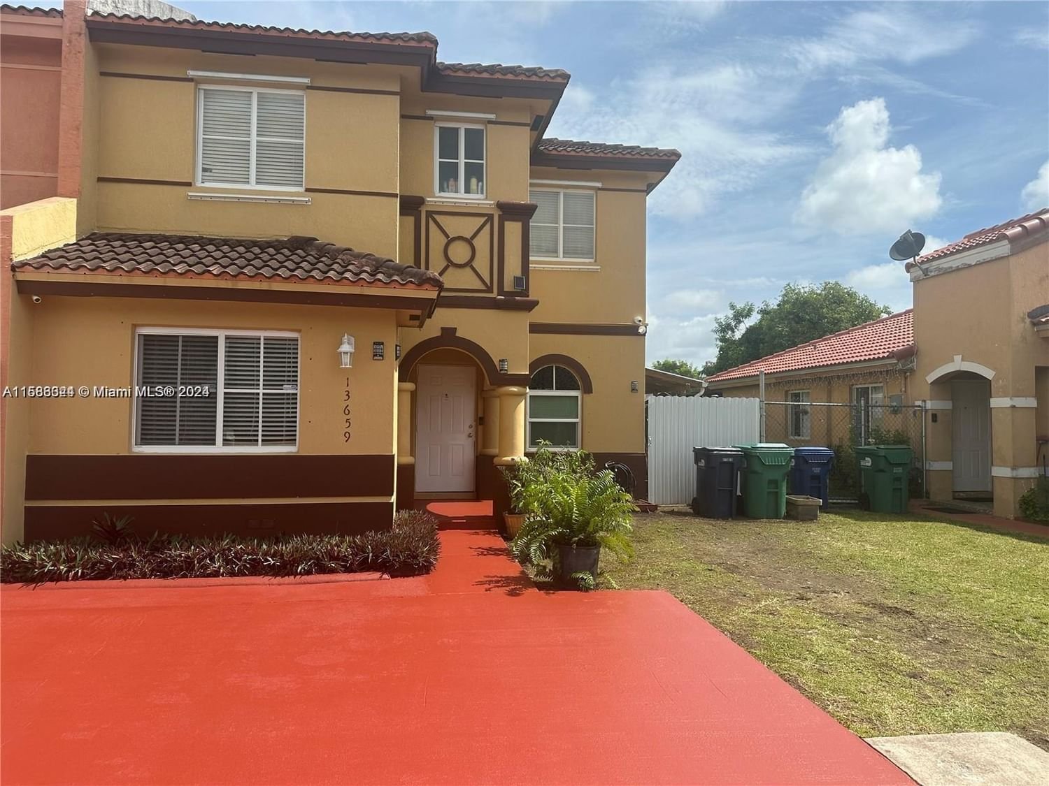 Real estate property located at 13659 262nd St, Miami-Dade County, NARANJA GARDENS, Homestead, FL