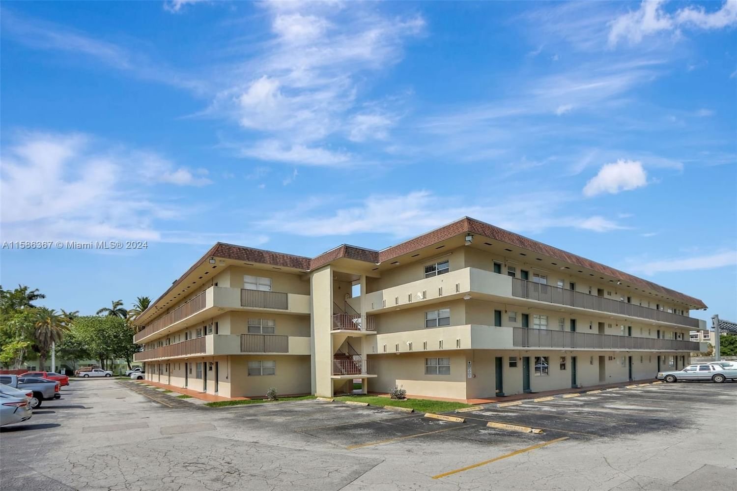 Real estate property located at 7505 82nd St #311, Miami-Dade County, DADELAND PARK CONDO, Miami, FL