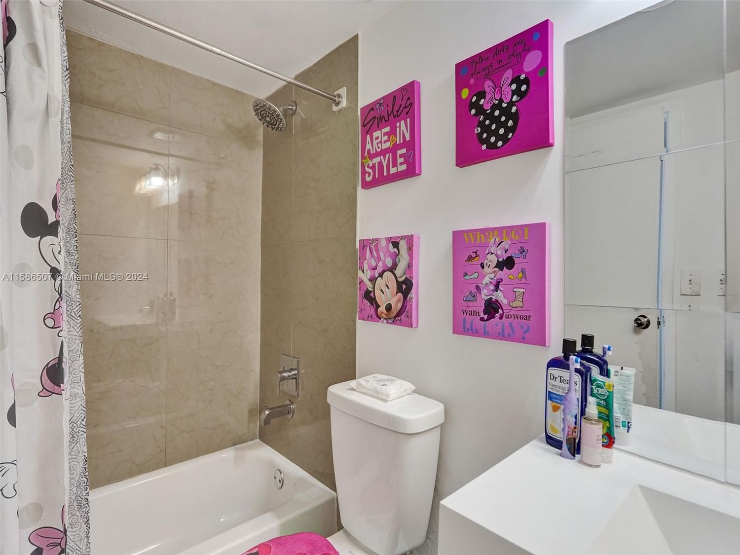 Real estate property located at 7601 Treasure Dr #722, Miami-dade, The Grandview Palace Cond, North Bay Village, FL