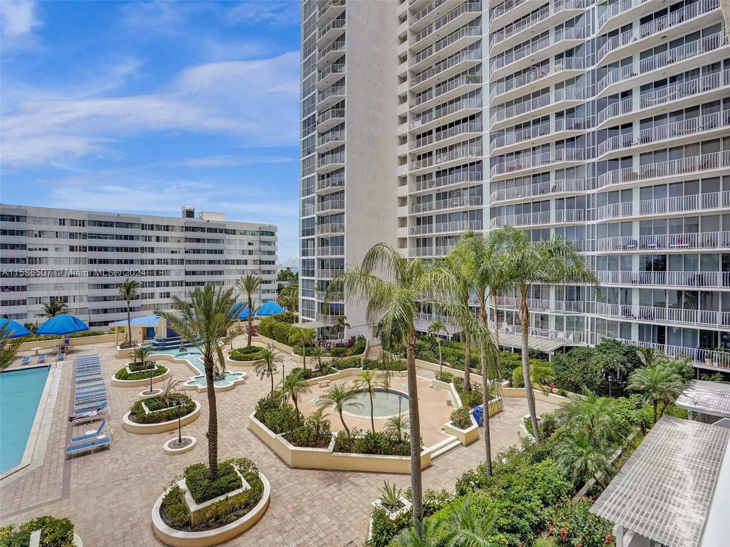 Real estate property located at 7601 Treasure Dr #722, Miami-dade, The Grandview Palace Cond, North Bay Village, FL