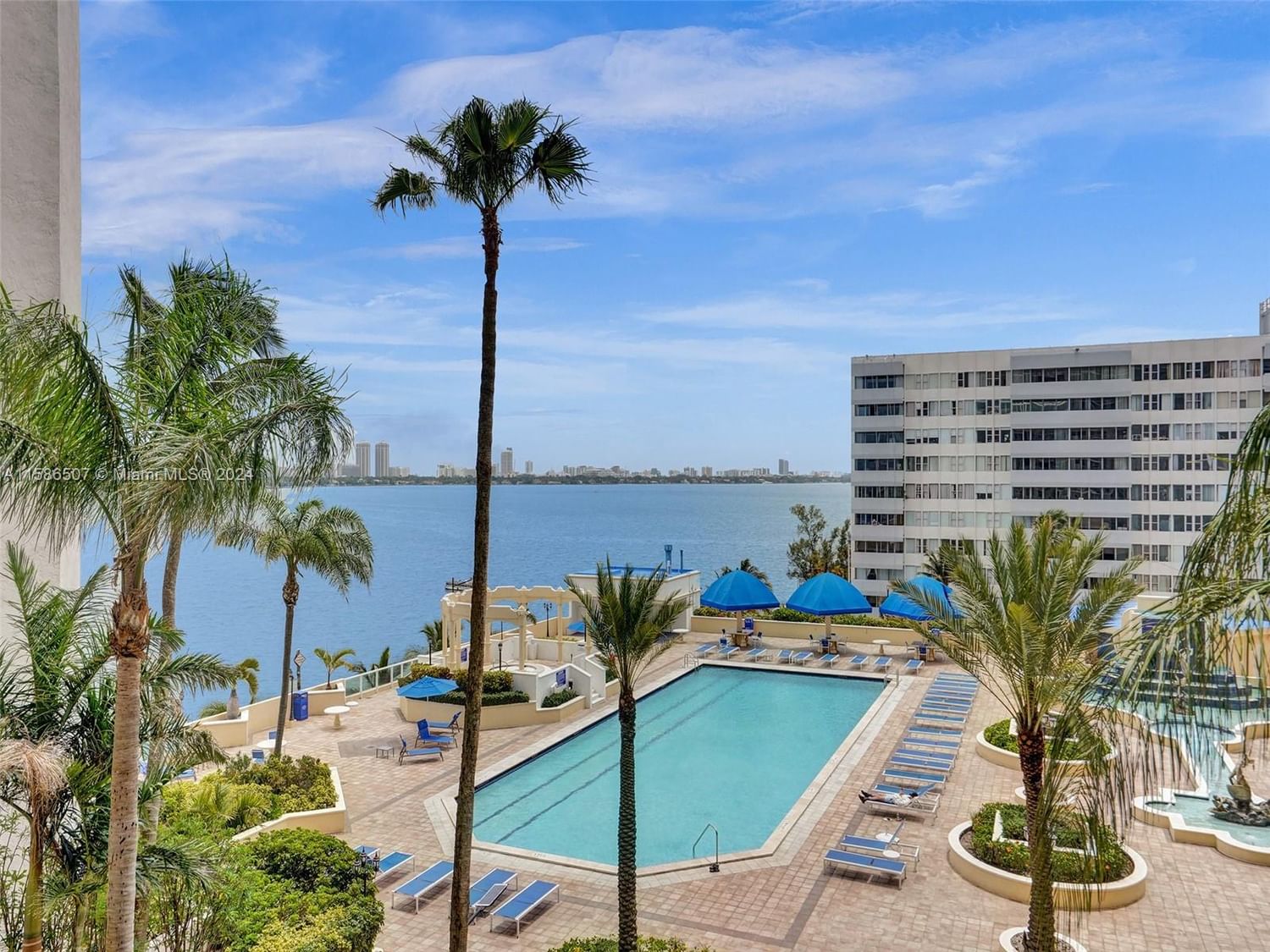Real estate property located at 7601 Treasure Dr #722, Miami-dade, The Grandview Palace Cond, North Bay Village, FL