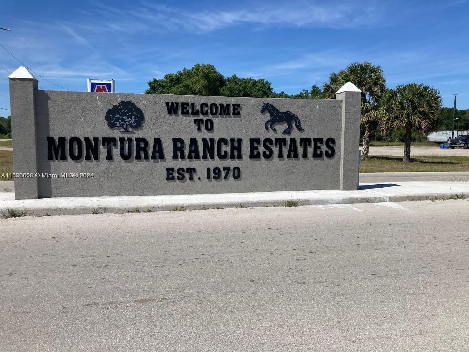 Real estate property located at 570 N JINETE ST, Hendry County, MONTURA SEC 14 AND 15, Clewiston, FL