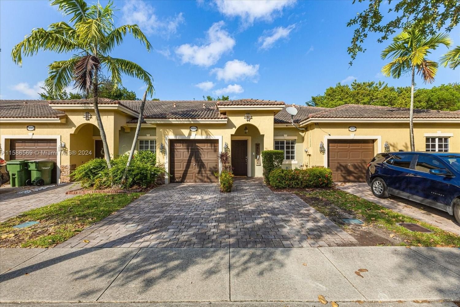 Real estate property located at 1233 32nd Ter, Miami-Dade County, VENTURA AT MALIBU BAY, Homestead, FL