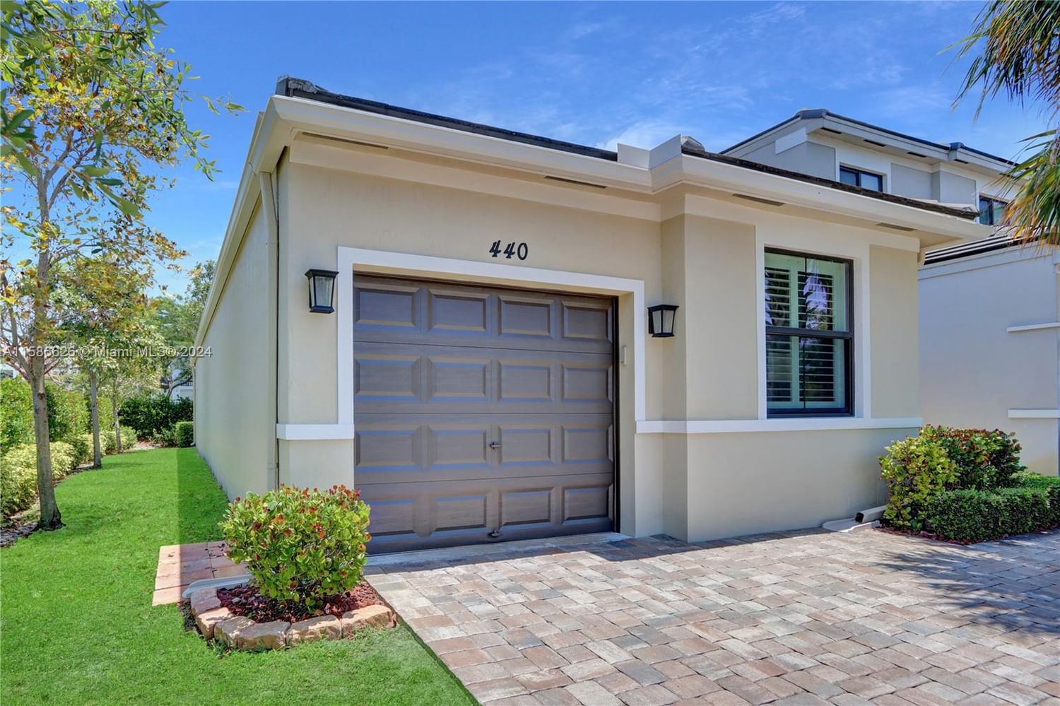 Real estate property located at 440 33rd Ln, Broward, RESIDENCES AT PALM AIRE, Pompano Beach, FL