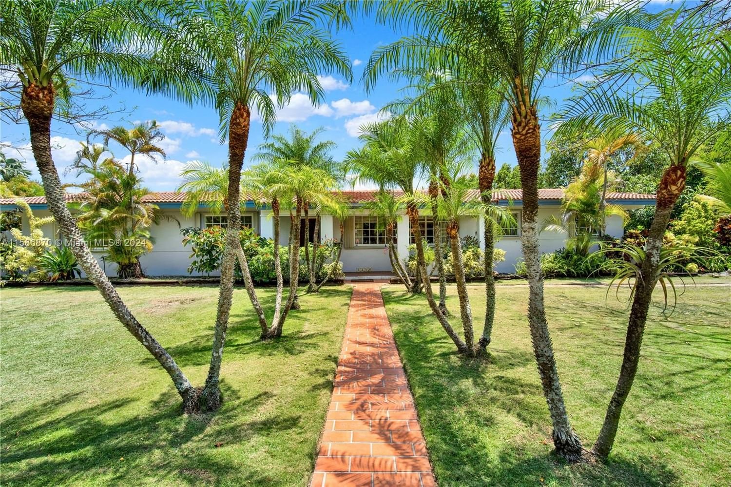 Real estate property located at 8250 130th St, Miami-Dade County, SUNILAND MANOR, Pinecrest, FL