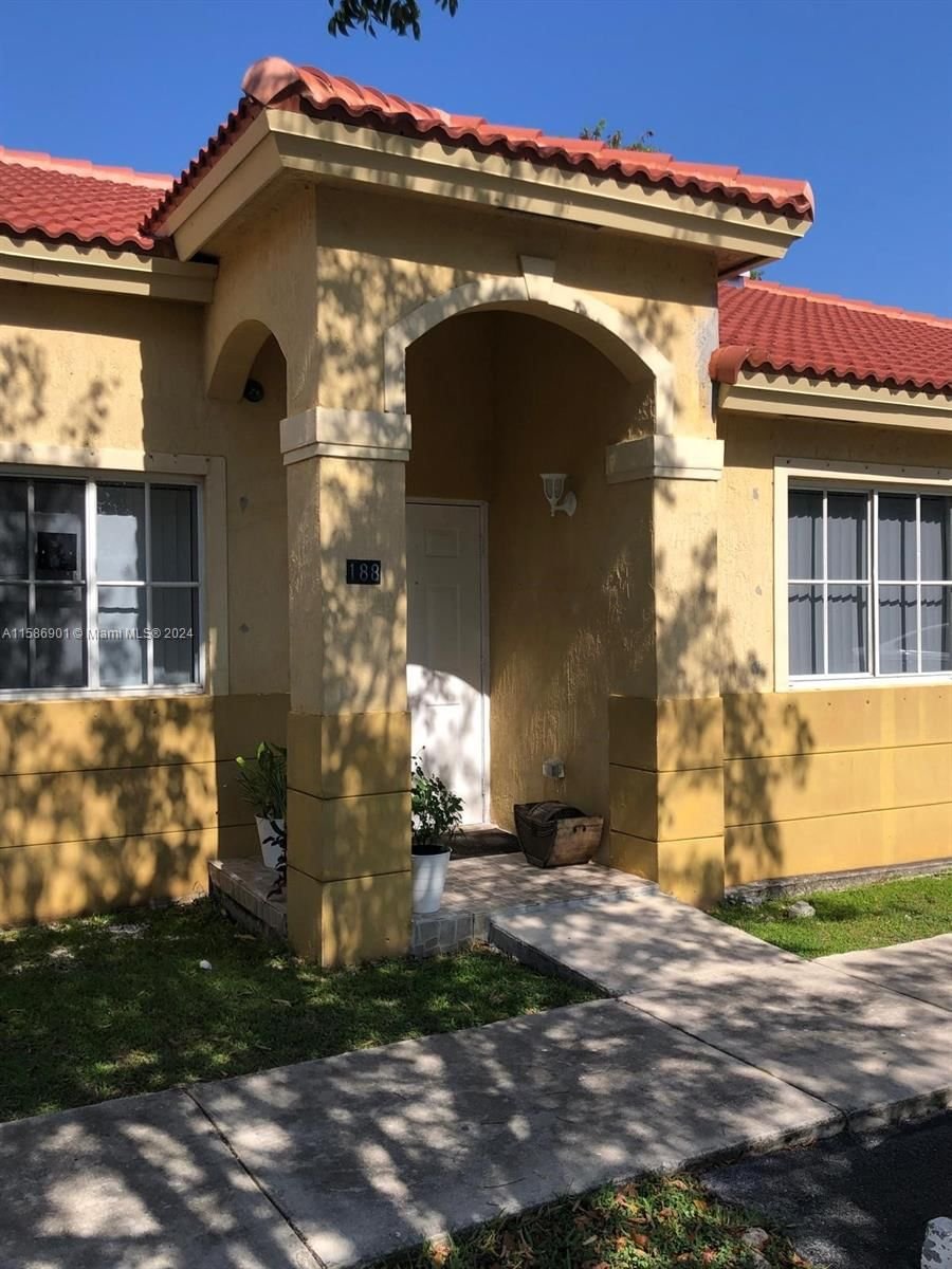Real estate property located at 188 13th Ave, Miami-Dade County, EDGEWATER CONDO, Homestead, FL
