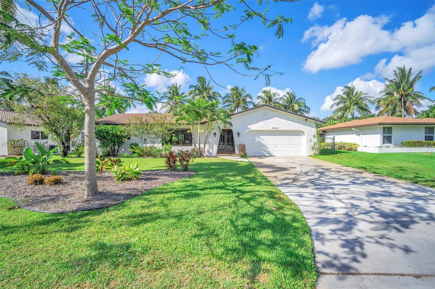 Real estate property located at 9341 Sea Turtle Mnr, Broward County, JACARANDA COUNTRY CLUB WE, Plantation, FL