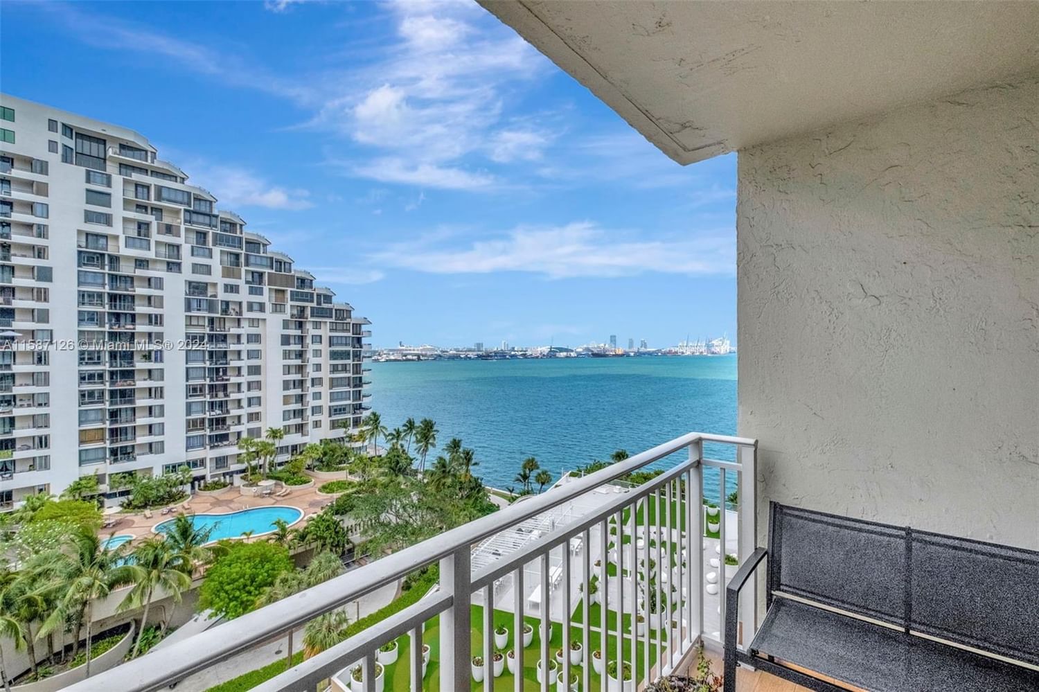 Real estate property located at 770 Claughton Island Dr #1103, Miami-Dade, ISOLA CONDO, Miami, FL