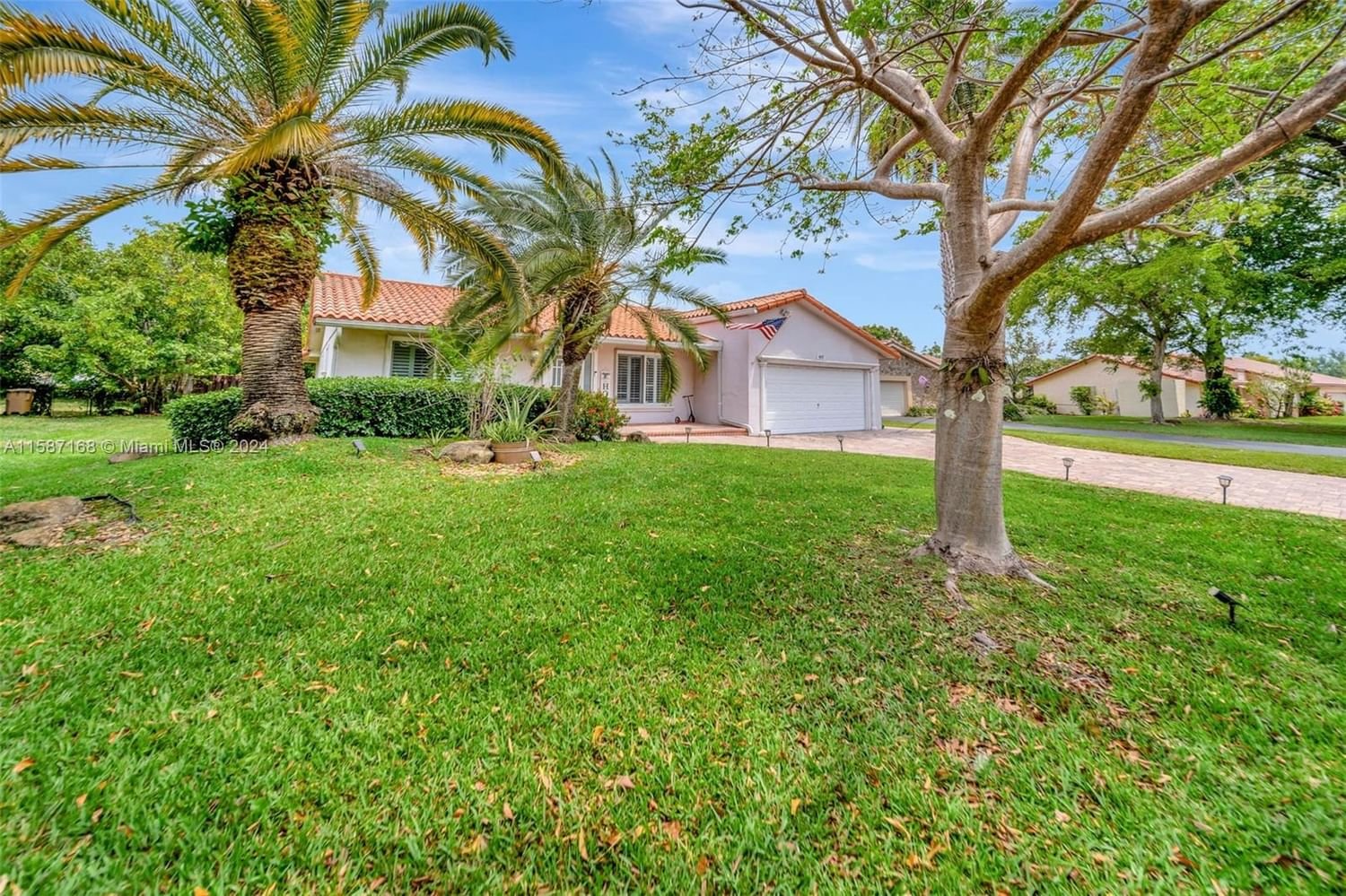 Real estate property located at 8937 3rd Ct, Broward County, SHADOW WOOD, Coral Springs, FL