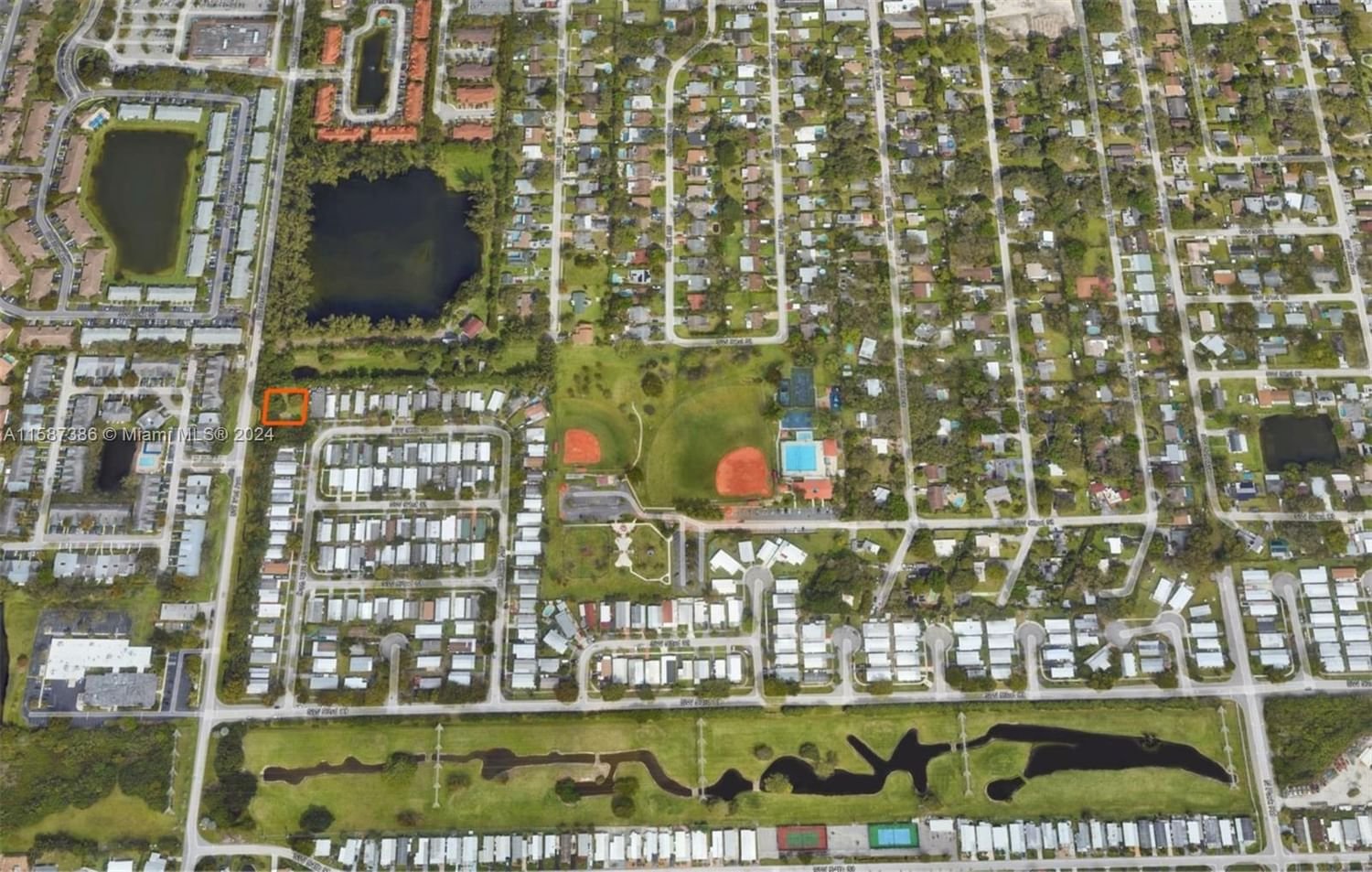 Real estate property located at 30 Sw Way, Broward County, RAVENSWOOD NORTH, Dania Beach, FL