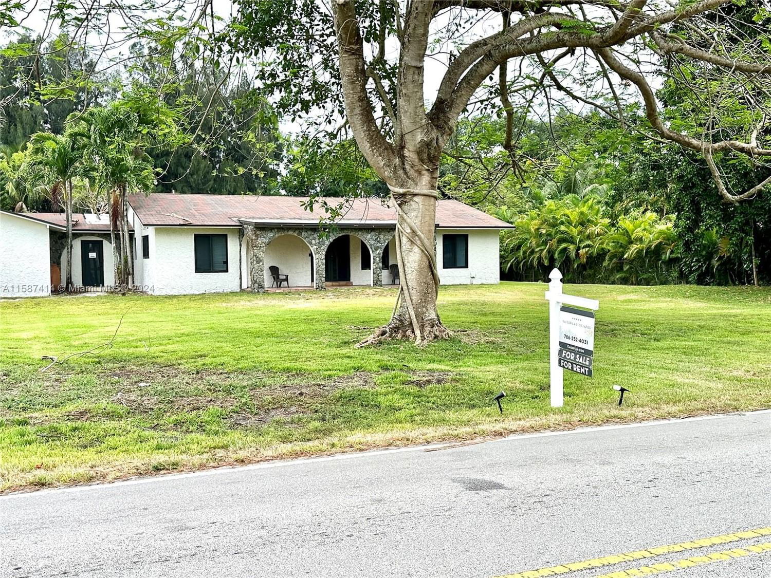 Real estate property located at 5210 186th Ave, Broward County, EVERGLADES LAND CO, Southwest Ranches, FL