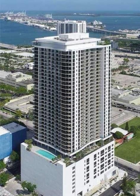 Real estate property located at 1600 1st Ave #2520, Miami-Dade, CANVAS CONDO, Miami, FL