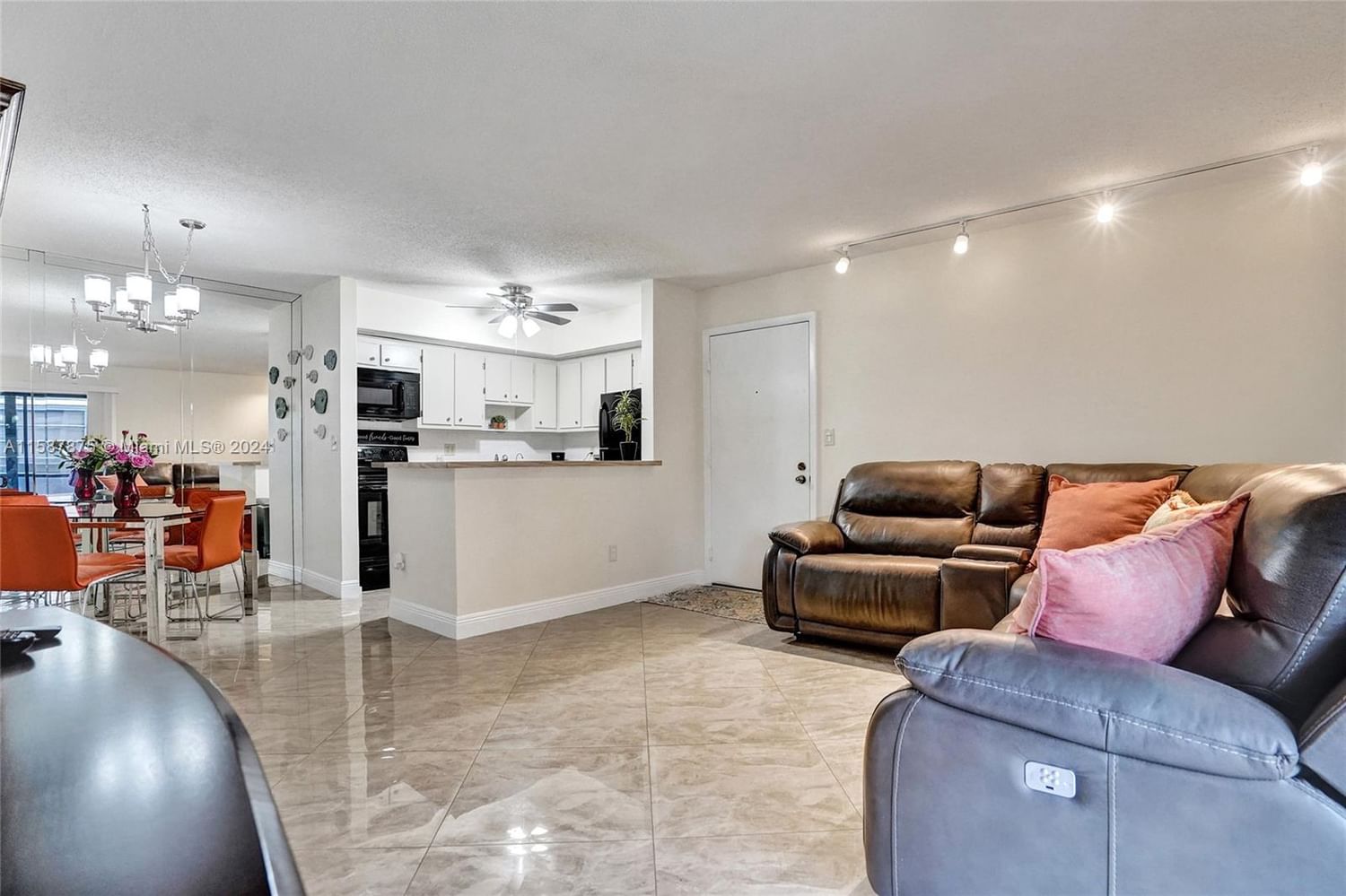 Real estate property located at 7813 Ashmont Cir #101, Broward County, ASHMONT CONDOMINIUM I, Tamarac, FL