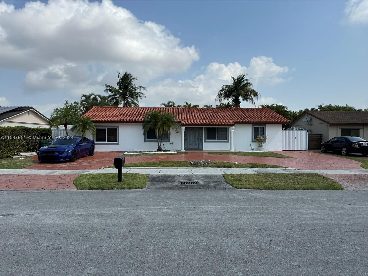 Real estate property located at 13355 46th Ter, Miami-Dade County, SAN SEBASTIAN UNIT NO 5, Miami, FL
