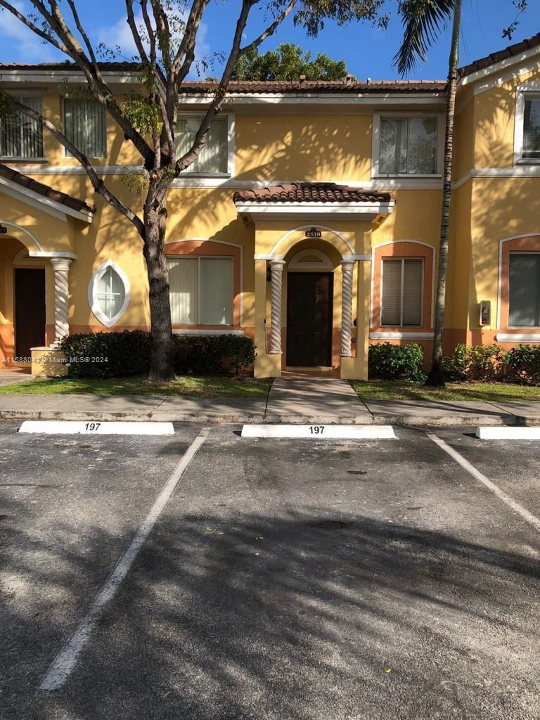 Real estate property located at 2519 15th Pl #197, Miami-Dade County, SHOMA TOWNHOMES AT KEYSCO, Homestead, FL