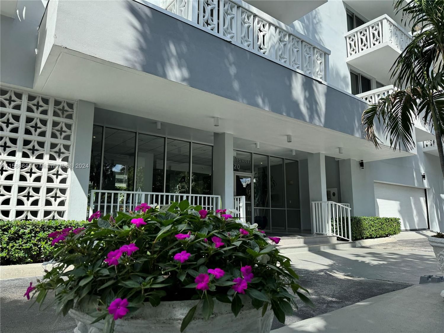 Real estate property located at 1020 Meridian Ave #810, Miami-Dade, ADMIRAL TOWERS CONDO, Miami Beach, FL